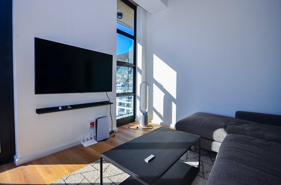 To Let 2 Bedroom Property for Rent in Sea Point Western Cape